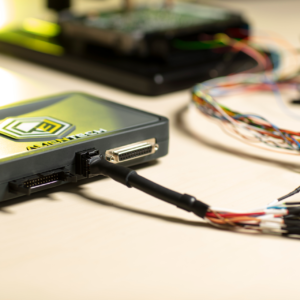 Dispositivo de programación DAB con múltiples conexiones